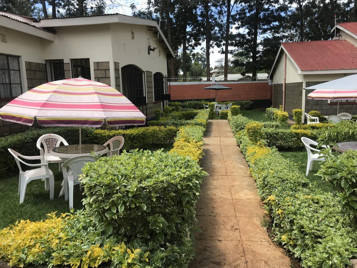 Easy Sleep Guesthouse Kitale Extérieur photo